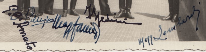 FOTO CON AUTOGRAFI PART..jpg